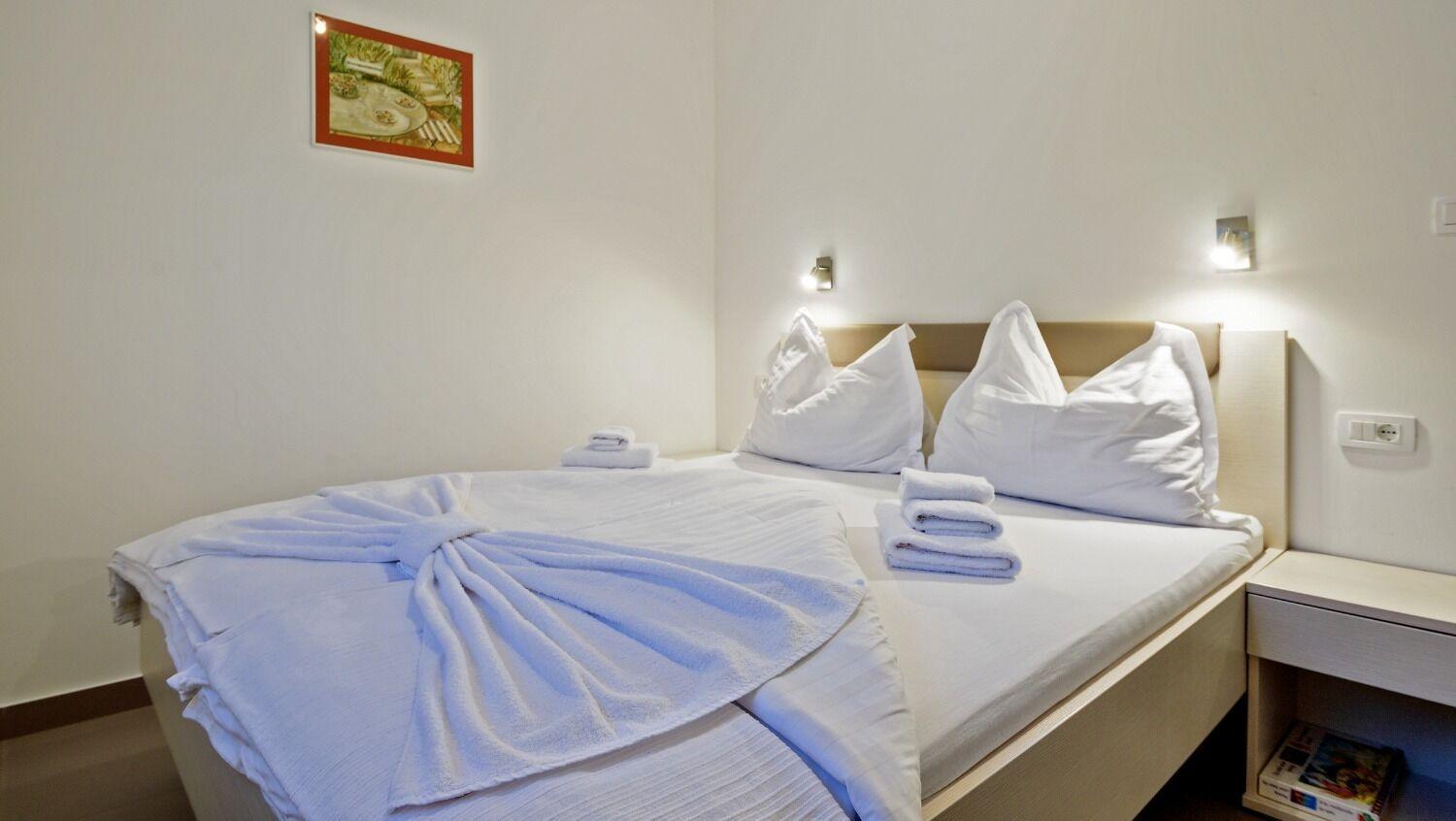 Apartments Bisernica-With Pool Ražanj Zewnętrze zdjęcie