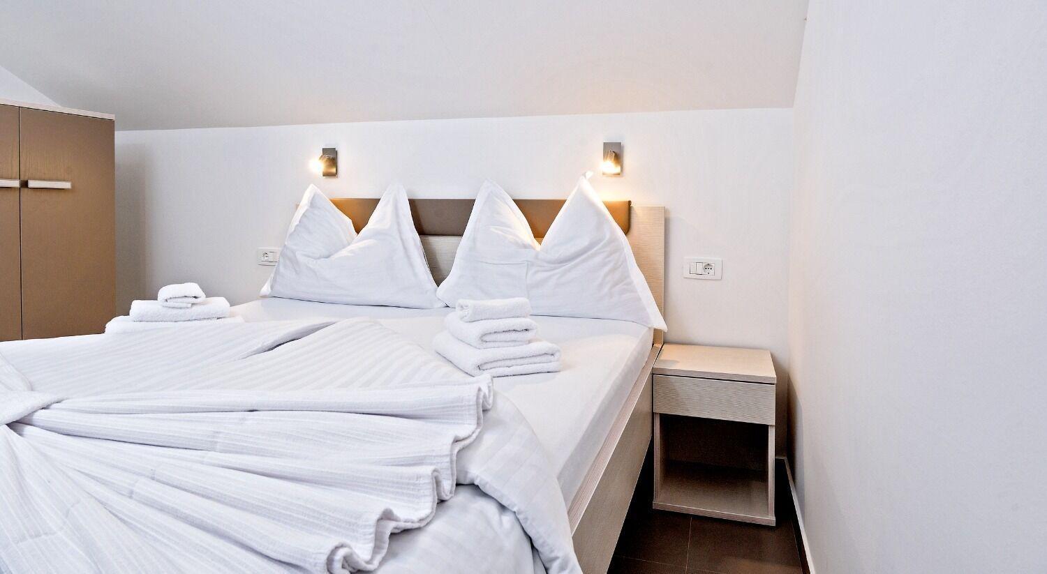 Apartments Bisernica-With Pool Ražanj Zewnętrze zdjęcie