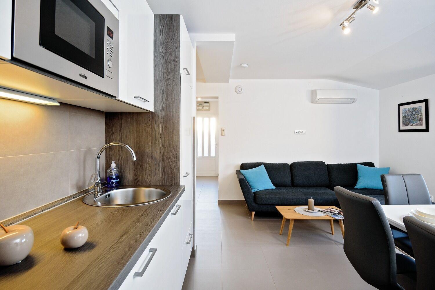 Apartments Bisernica-With Pool Ražanj Zewnętrze zdjęcie