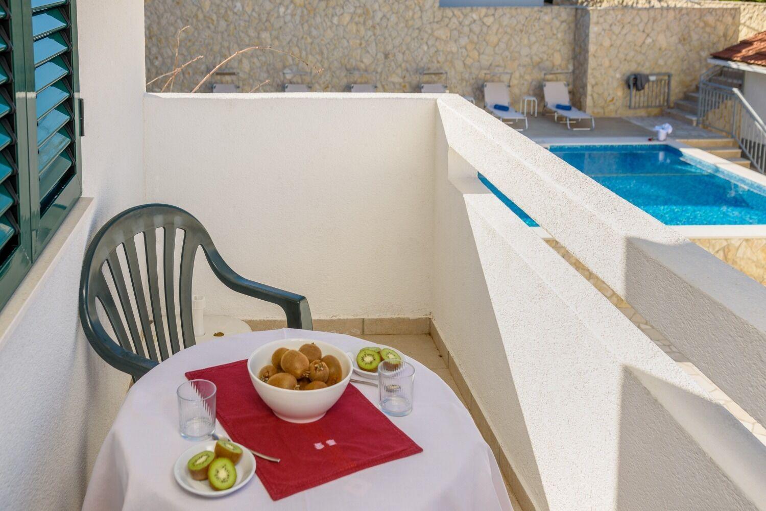 Apartments Bisernica-With Pool Ražanj Zewnętrze zdjęcie