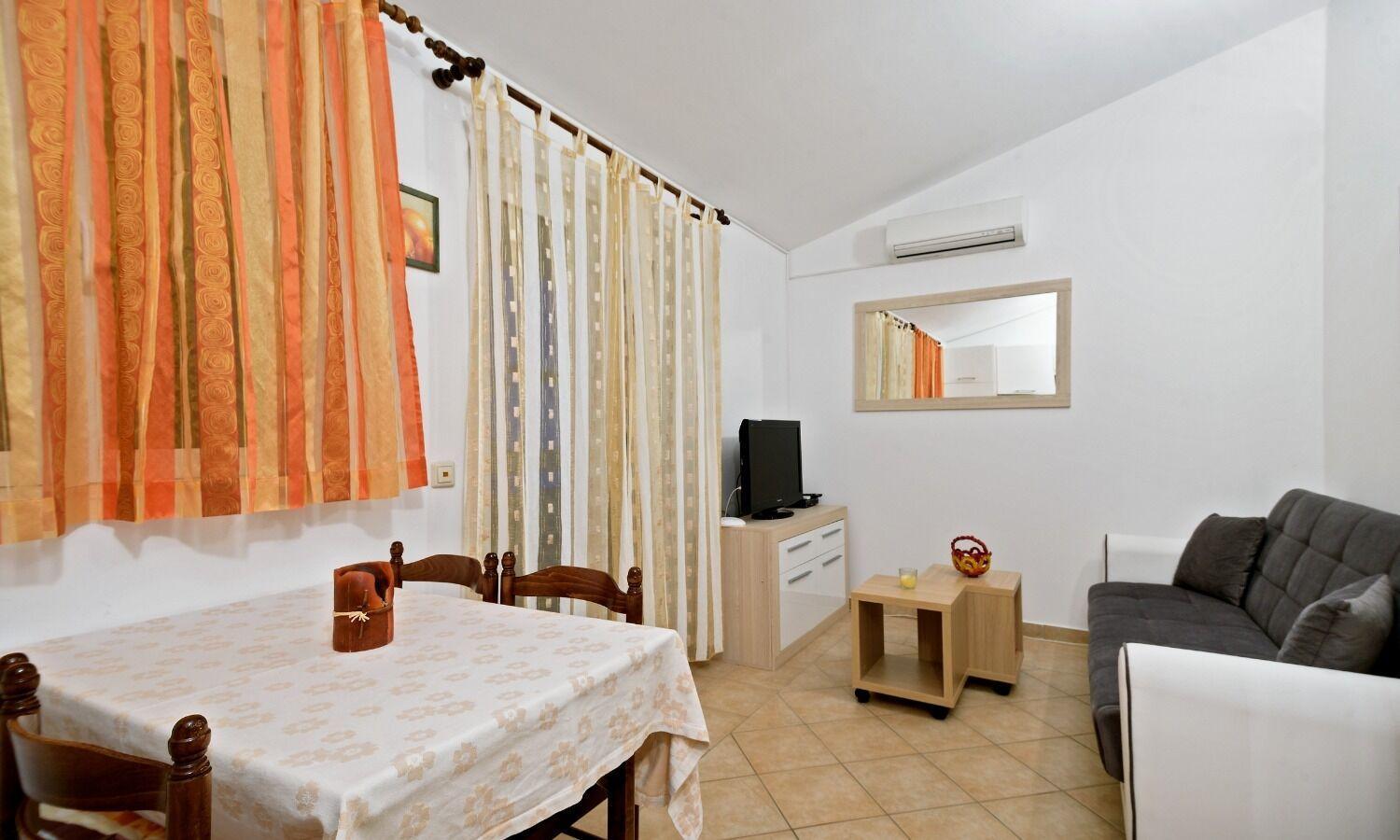 Apartments Bisernica-With Pool Ražanj Zewnętrze zdjęcie
