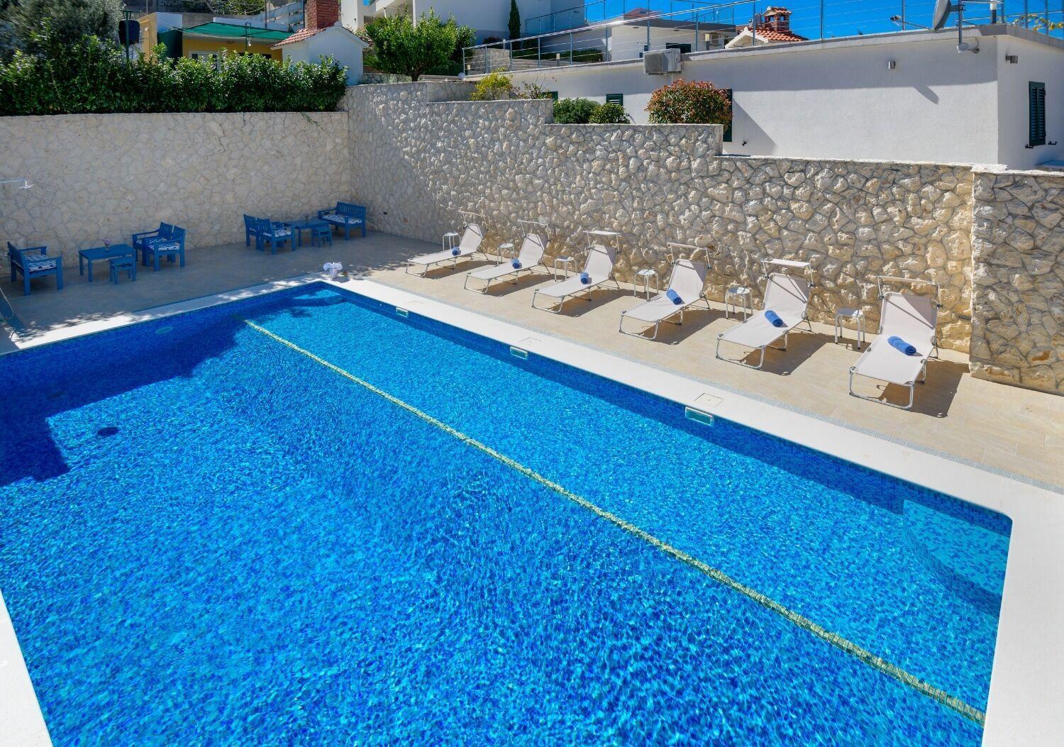 Apartments Bisernica-With Pool Ražanj Zewnętrze zdjęcie